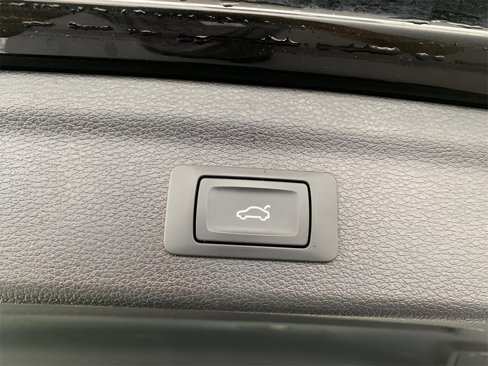 Used 2021 Audi Q3 2.0T Premium image 21