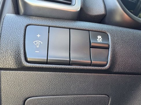 Used 2018 Kia Sportage LX image 18