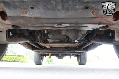 Used 1995 Chevrolet Tahoe 4WD 2-Door image 14