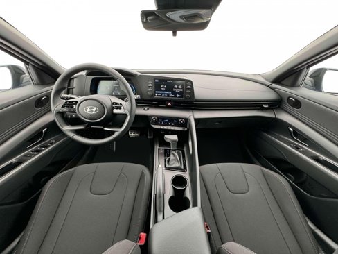 New 2025 Hyundai Elantra Sport w/ Cargo Package image 13
