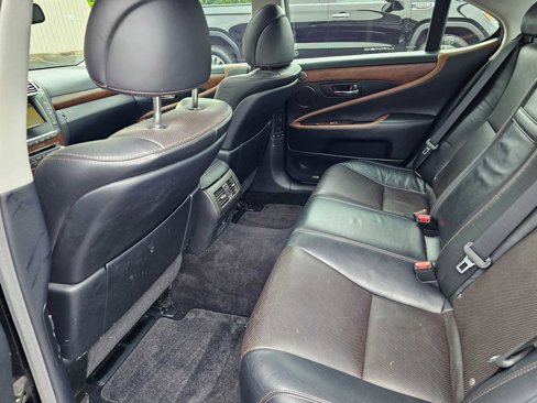 Used 2010 Lexus LS 460 image 19