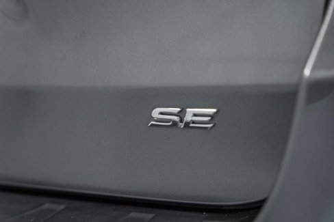 Used 2017 Toyota Sienna SE image 10