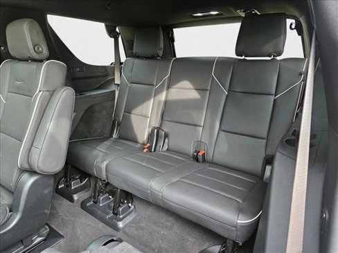 Certified 2024 Cadillac Escalade Premium Luxury image 23