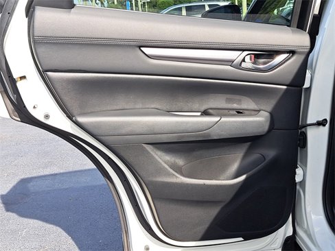 Used 2018 MAZDA CX-5 Touring w/ Preferred Equipment Package image 13