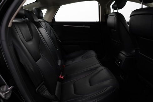 Used 2017 Ford Fusion Titanium image 11