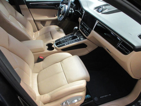 Used 2019 Porsche Macan image 8