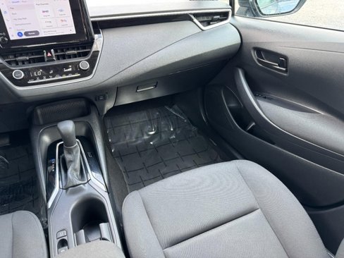 Used 2024 Toyota Corolla LE image 15