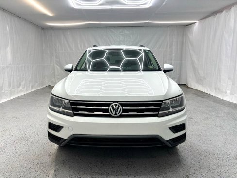 Used 2020 Volkswagen Tiguan S image 8