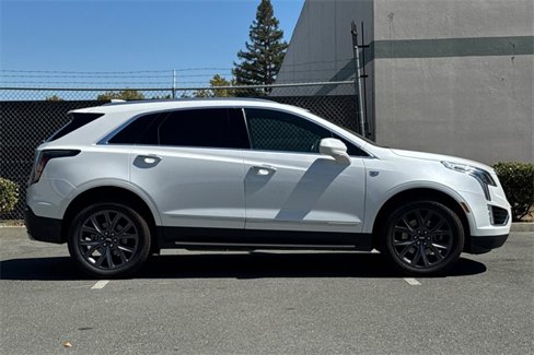 Used 2019 Cadillac XT5 Luxury w/ Sport Package image 3