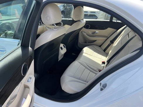 Used 2020 Mercedes-Benz C 300 Sedan image 16