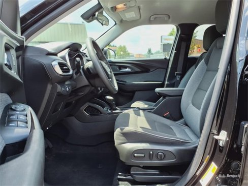 Used 2021 Chevrolet TrailBlazer LT w/ Driver Confidence Package image 11