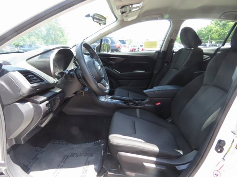 Used 2017 Subaru Impreza 2.0i Premium image 11