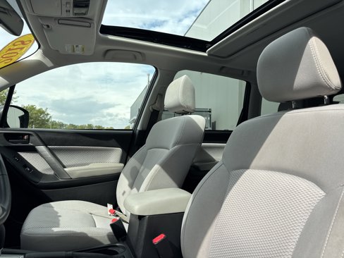 Used 2018 Subaru Forester 2.5i Premium w/ All-Weather Package image 24