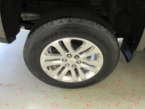 Used 2019 GMC Canyon SLT w/ Driver Alert Package image 16