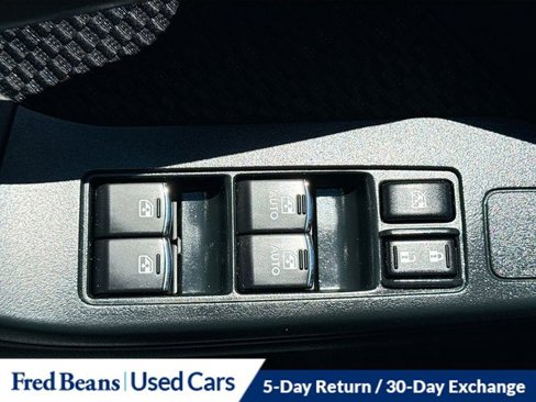 Used 2017 Subaru Forester 2.5i Premium image 19