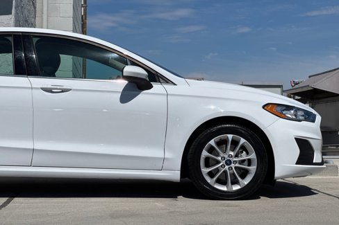 Used 2020 Ford Fusion SE image 37