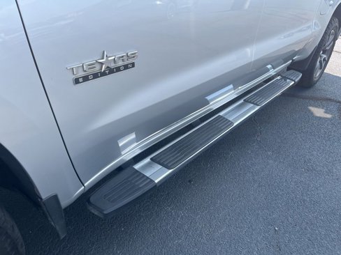 Used 2020 Chevrolet Silverado 1500 LT w/ Texas Edition image 34