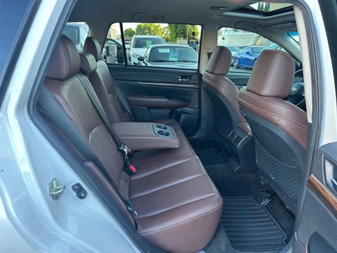 Used 2013 Subaru Outback 2.5i Limited image 39