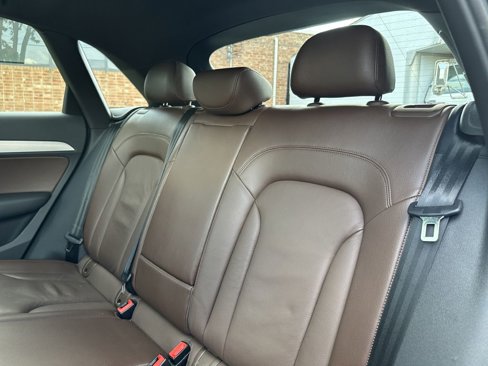 Used 2016 Audi Q3 2.0T Premium Plus w/ Technology Package image 38