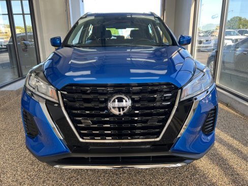 Used 2023 Nissan Kicks SV image 6