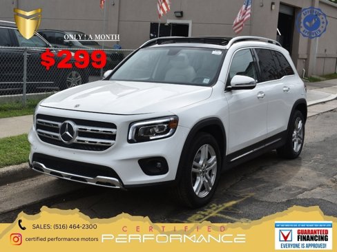 Used 2021 Mercedes-Benz GLB 250 4MATIC w/ Premium Package image 1