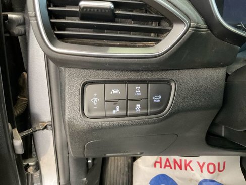 Used 2019 Hyundai Santa Fe Limited image 18