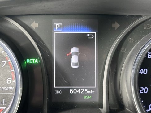 Used 2020 Toyota Camry SE image 25