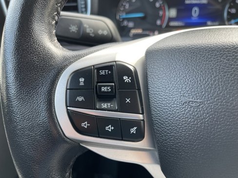 Used 2023 Ford Explorer Limited w/ Equipment Group 301A image 14