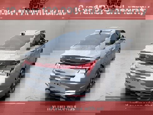 Used 2023 Hyundai Elantra Limited image 10