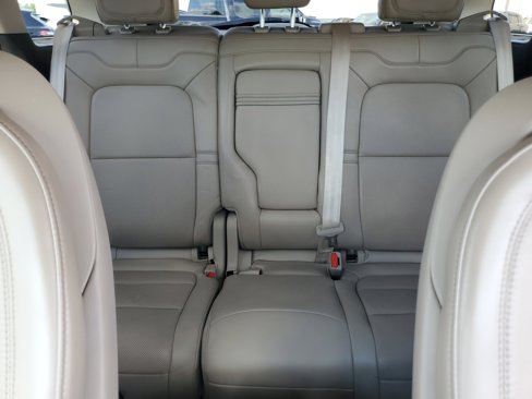 Used 2020 Lincoln Corsair Reserve w/ Equipment Group 201A image 19