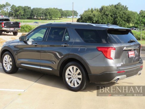 Used 2020 Ford Explorer Limited image 3