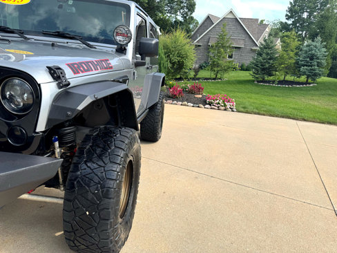 Used 2015 Jeep Wrangler Sport image 29