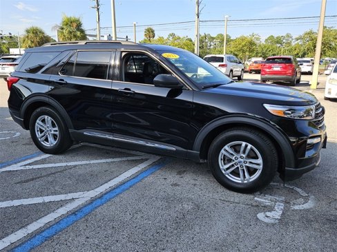 Used 2023 Ford Explorer XLT w/ Equipment Group 202A image 16
