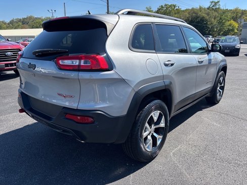 Used 2015 Jeep Cherokee Trailhawk w/ Cold Weather Group image 7