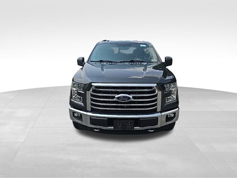 Used 2016 Ford F150 XLT w/ Equipment Group 302A Luxury image 2