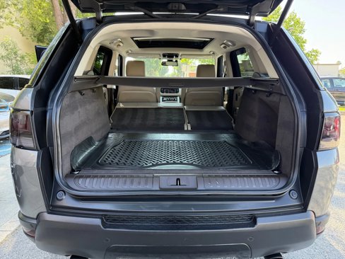 Used 2014 Land Rover Range Rover Sport HSE image 30