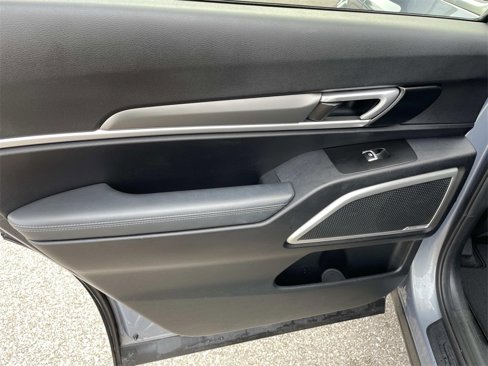 Used 2020 Kia Telluride S w/ S 8 Passenger Seating Package image 15