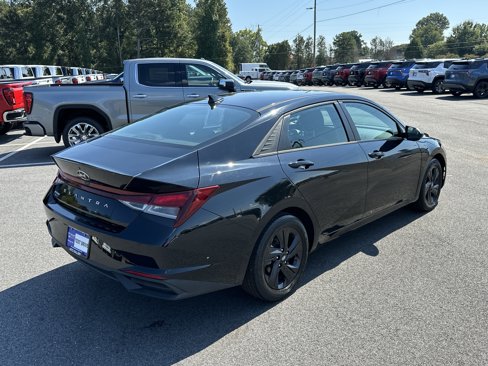 Used 2021 Hyundai Elantra SEL image 5