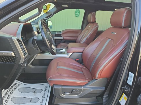 Used 2018 Ford F150 Platinum w/ Equipment Group 701A Luxury image 14