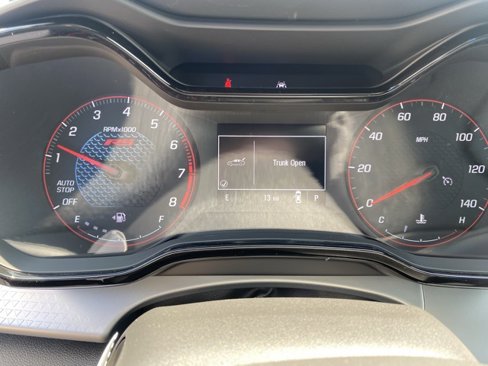 New 2025 Chevrolet Trax RS w/ Sunroof Package image 14