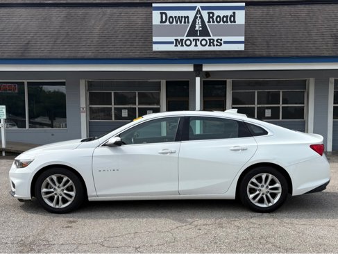 Used 2016 Chevrolet Malibu LT image 2