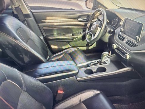 Used 2020 Nissan Altima 2.5 SR image 8