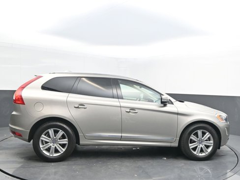 Used 2016 Volvo XC60 T6 w/ Proximity Package image 8