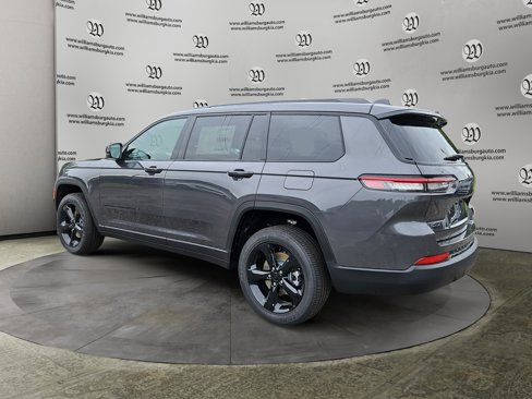 New 2025 Jeep Grand Cherokee L Altitude image 3