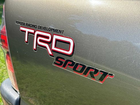Used 2013 Toyota Tacoma PreRunner image 16