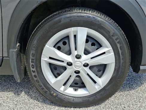 Used 2024 Nissan Kicks S image 12