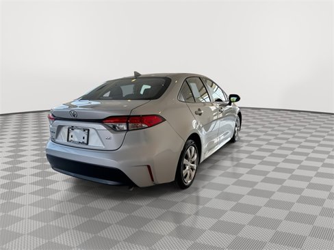 Used 2023 Toyota Corolla LE image 11