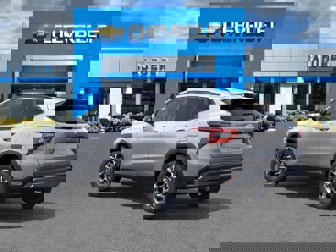 New 2025 Chevrolet Trax LT w/ Driver Confidence Package image 3