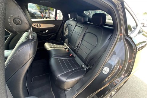 Used 2021 Mercedes-Benz GLC 300 4MATIC Coupe image 23