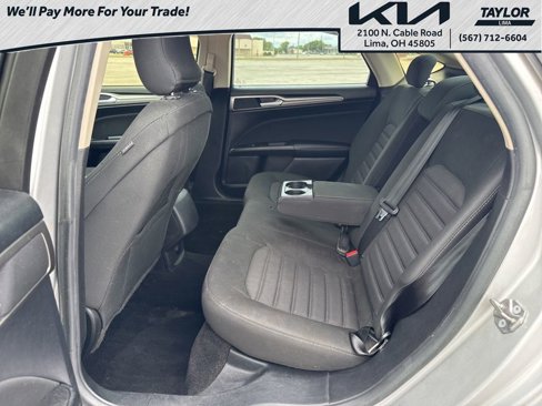 Used 2018 Ford Fusion SE image 10